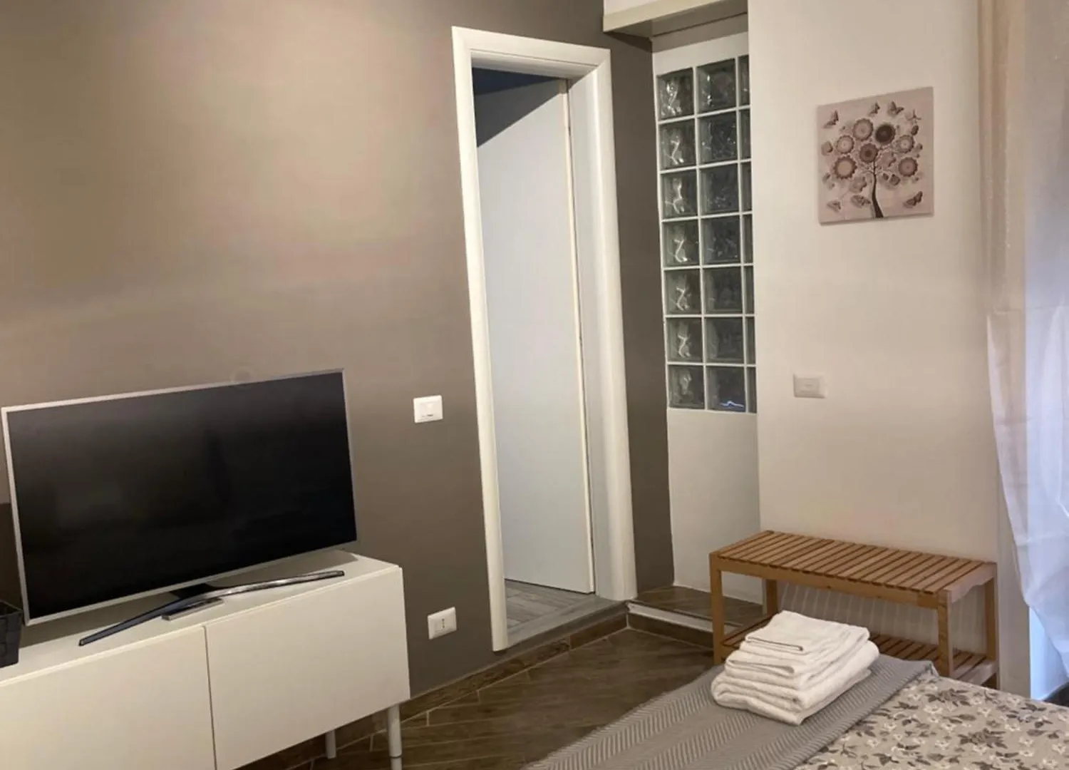 Riza Subway A Tourist Accommodation Rom 0*,